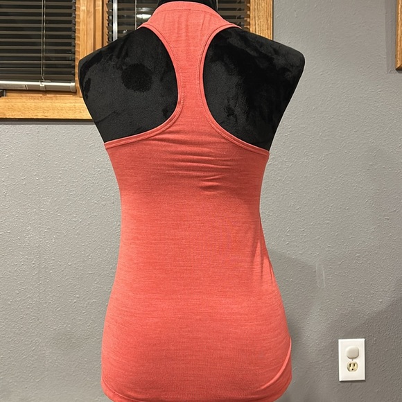 Vuori Lux Performance Tank Top Size S - Picture 2 of 3